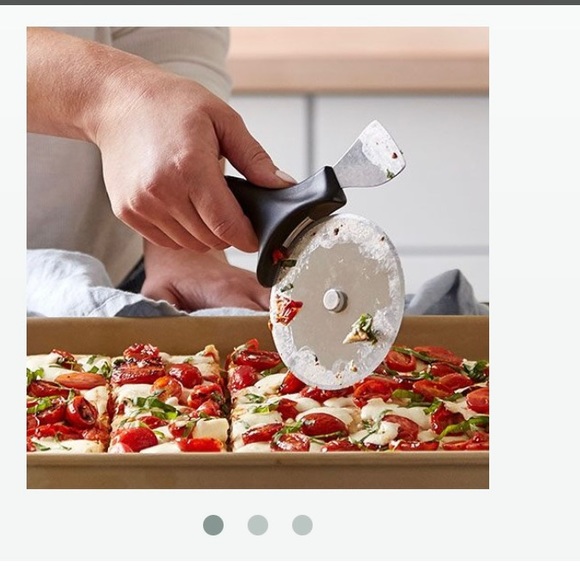Pampered Chef, Pizza, Cutter - Picture 2 of 5
